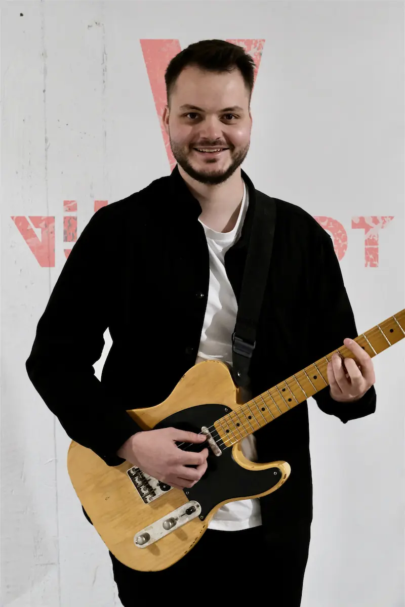 Jonas – Rhythmusgitarre
