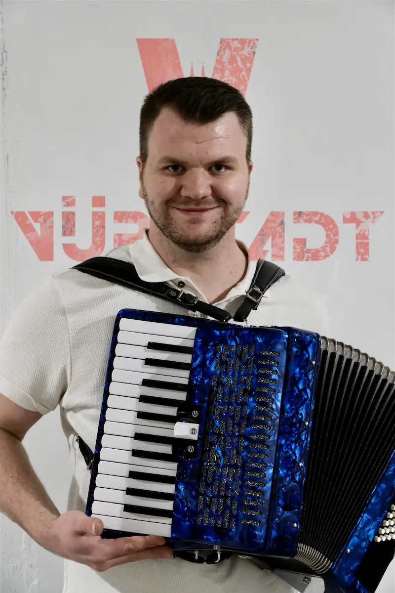 Kevin – Keyboard & Akkordeon