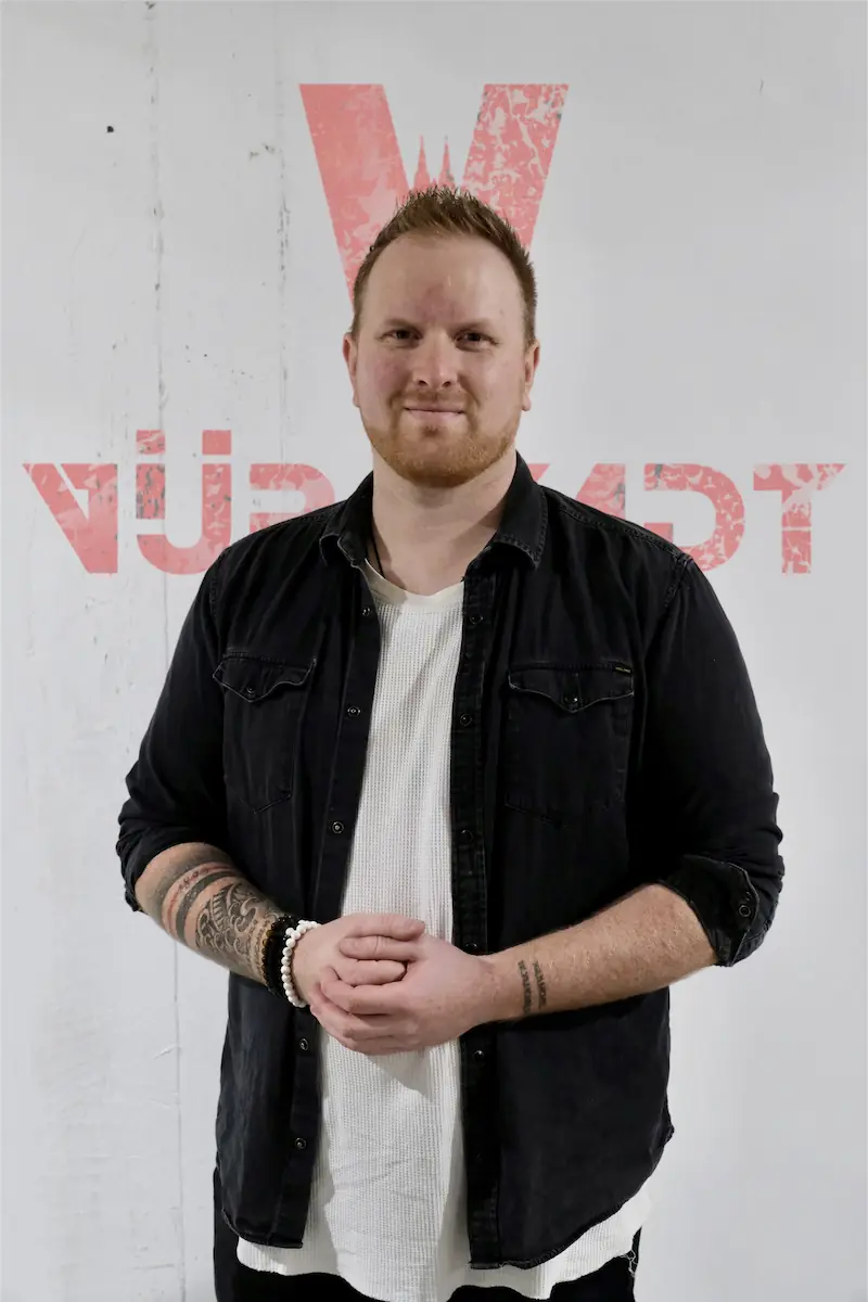 Sascha – Lead Vocals